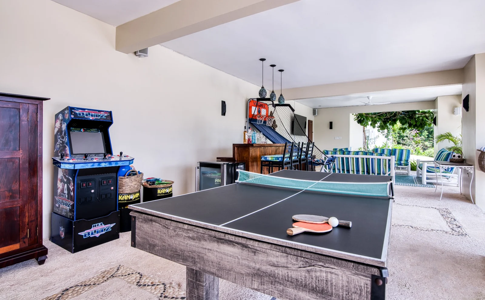 Table tennis and recreation space