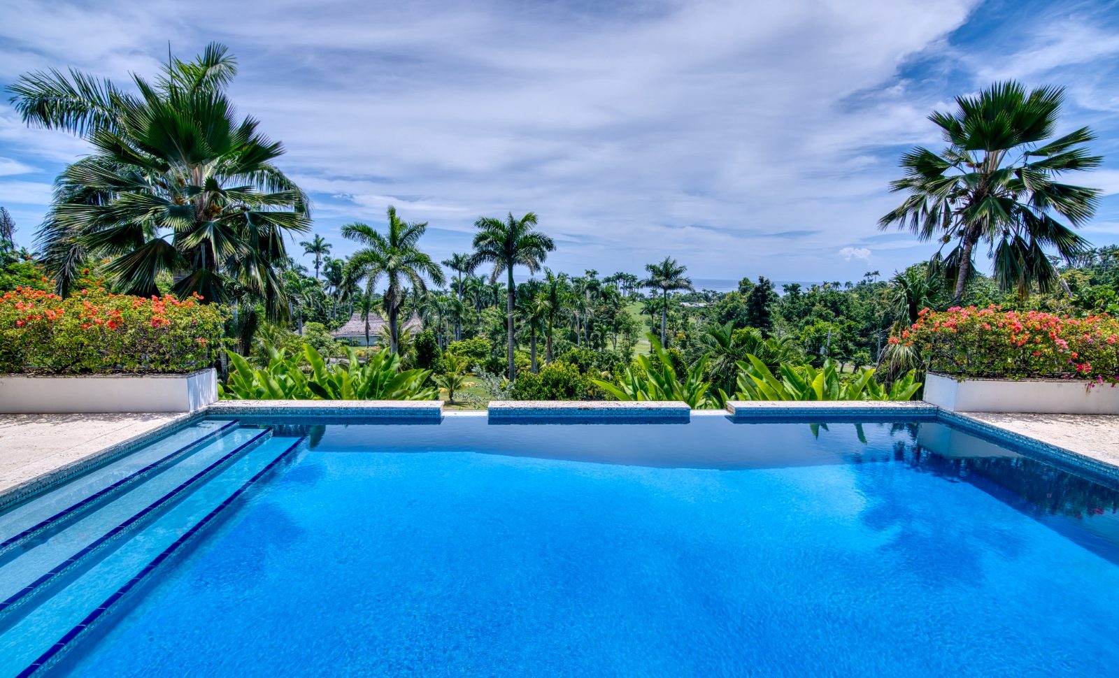 Infinity pool over the ocean